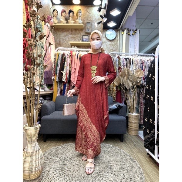 Setelan Pakaian Batik Wanita Atasan Set Rok Batik Viscose Modern Jumbo - Merah, Allsize