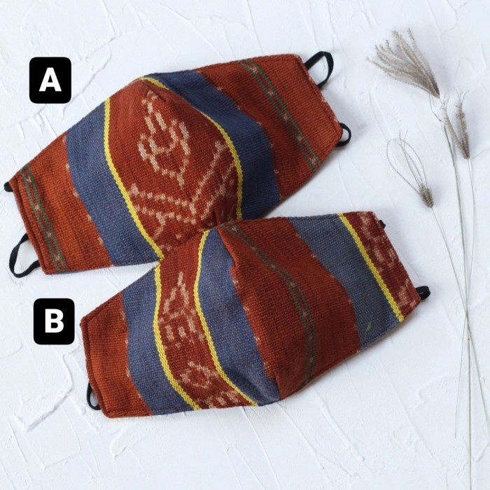 Masker tenun NTT warna alam 02