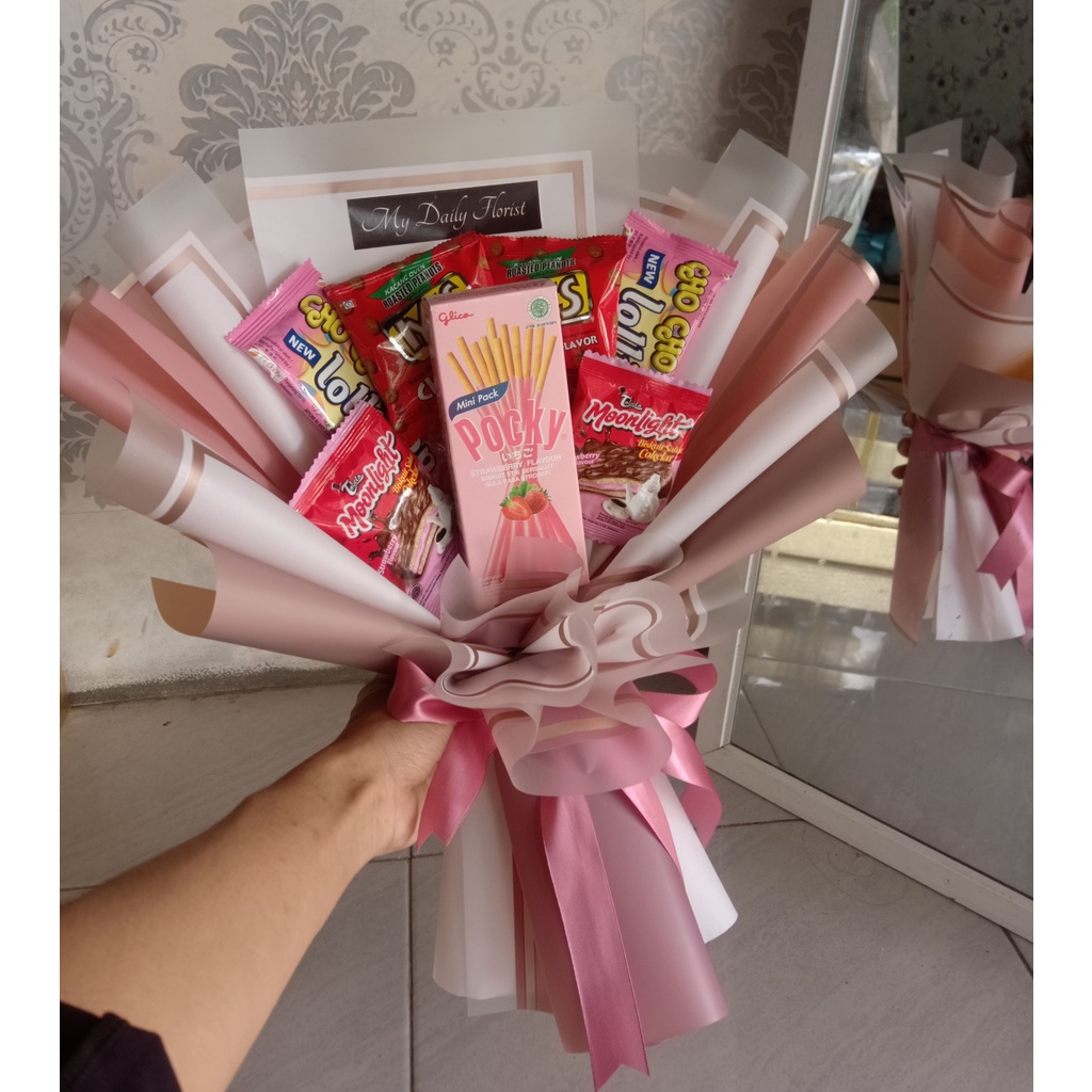

Buket Snack Buket Jajan Buket Wisuda Buket Kado Ulang Tahun