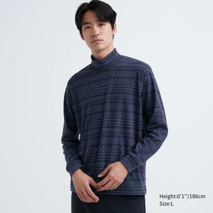 UNIQLO Pullover Fleece Halus Kerah Tinggi (Motif) 465929 Uniseks - 68 BLUE