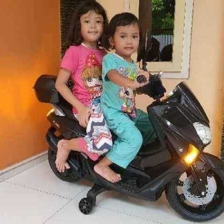 Mainan Motor listrik anak Cowok aki NMAX PMB RAID M588 3 4 5 6 tahun - Putih