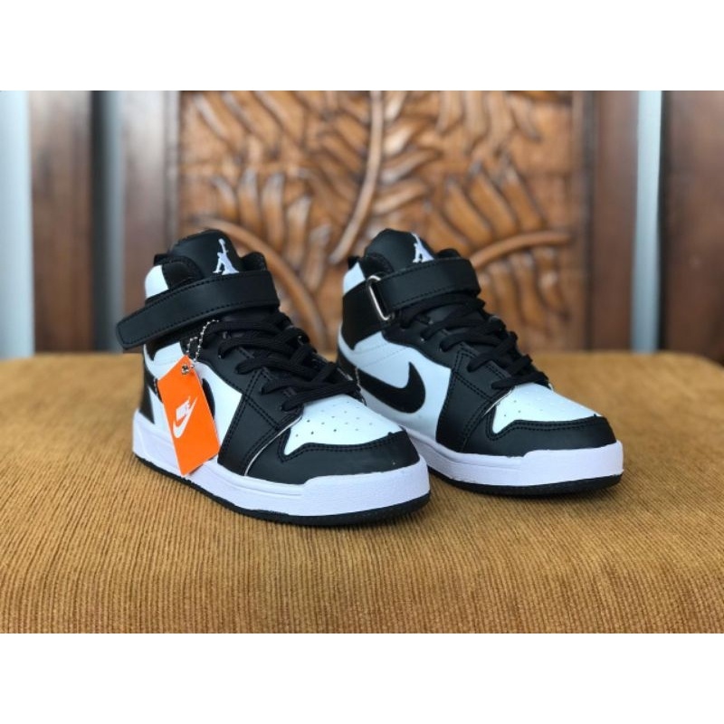 Promo Terbaru Sepatu Jordan Anak Laki Laki Black Grey Sneakers Anak Nike