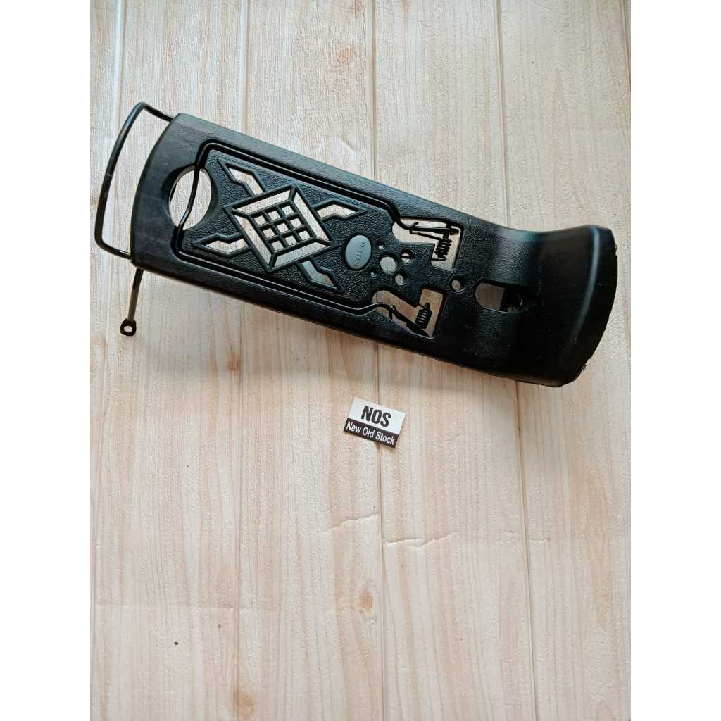 HONDA NEW REVO 110 RAK JEPITAN BAGASI TENGAH PLASTIK PARTS AKSESORIS DUDUKAN PENJEPIT MANTOL