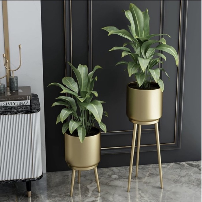 Gold Metal standing vase / pot bunga besi / vas bunga tanaman