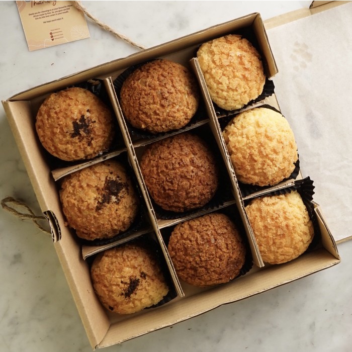 

[Big Sale] choux au craquelin (1box isi 9pcs) - Mix