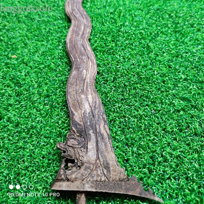 

KERIS NAGASASRA TUA MURAH antik