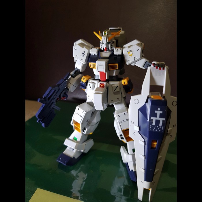 Bandai HG HGUC 1/144 Gundam TR1 Hazel Custom (rakit)