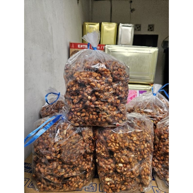 

SALE - Promo ampyang kacang manis kacang gula jawa jahe gulo kacang kiloan/jajanan jadul/ampyang kacang