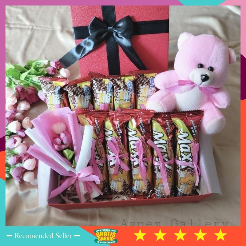 

hampers murah valentine anniversary kekinian coklat boneka lucu keren /Hampers Coklat Snack Box / Kado Valentine Ulang Tahun Wisuda Natal / Souvenir Ulang Tahun / Brng Beng