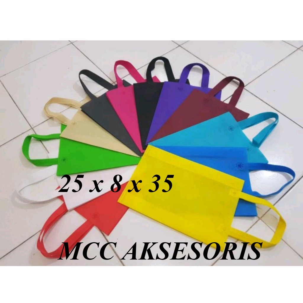 

Goodie Bag Handle SMALL SIZE uk 25x35x9.5 / Tas Spunbond