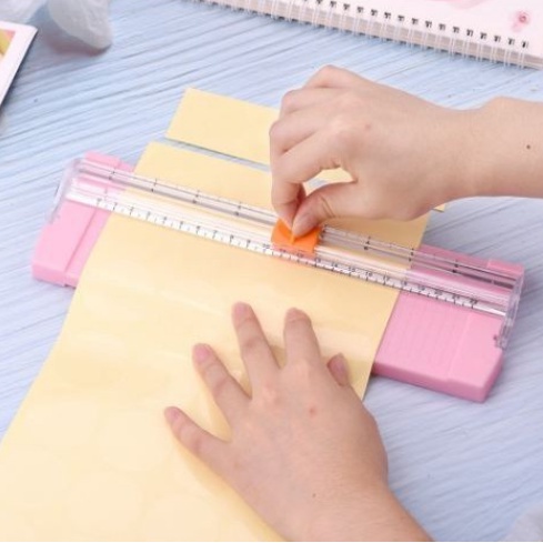 

Cutting Mat Pemotong Kertas Alat Pemotong Kertas Potong A4 Paper Cutter