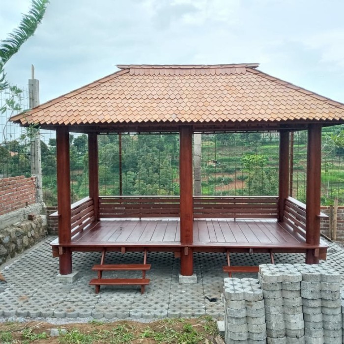

Gazebo glugu kelapa, Gasebo taman glugu, Gasebo glugu ukuran 4 x 2 m