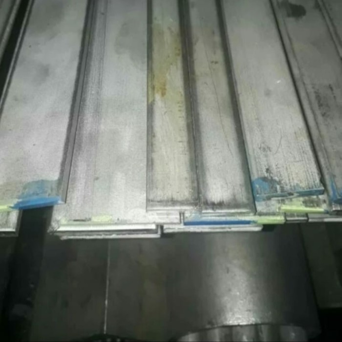 plat strip stainless 304 3mm x 20mm x 1000mm plat stainless