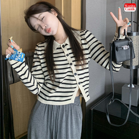 Cardigan Rajut Pendek Wanita Model Korea Kaos Lengan Panjang Motif Garis Fashionable dengan Kerah Li