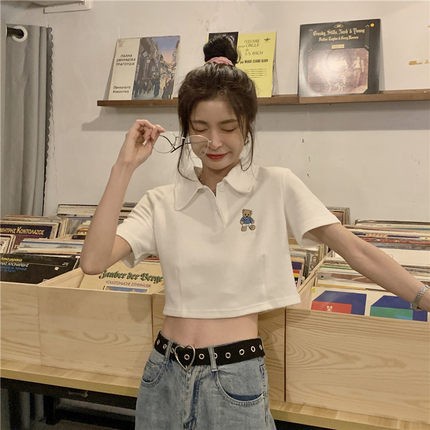 Kemeja Crop Polo Logo Bordir Import Korean Bear Wanita - Putih