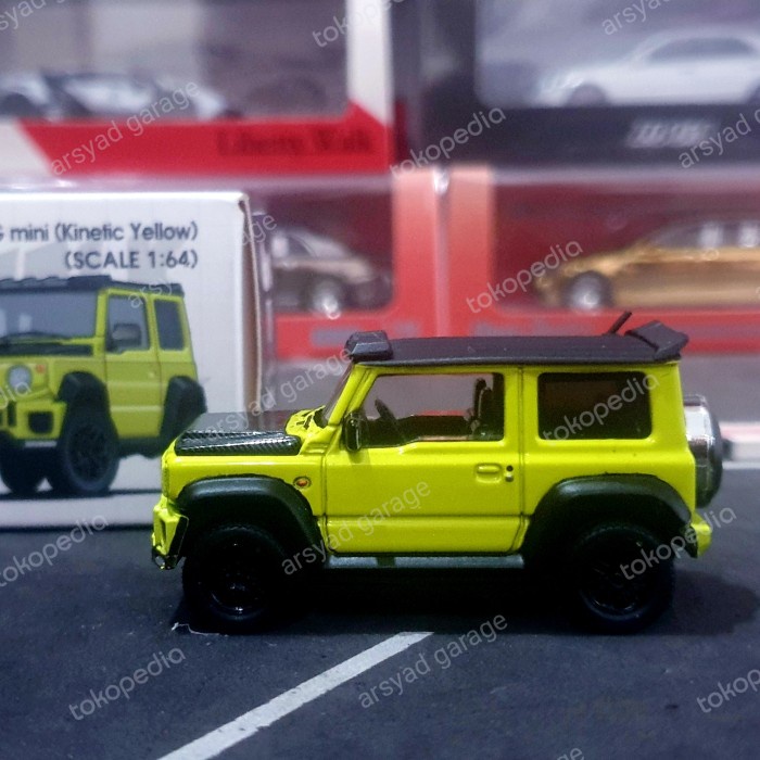 Diecast Era car LBWK suzuki Jimmy G mini kinetic yellow LP27