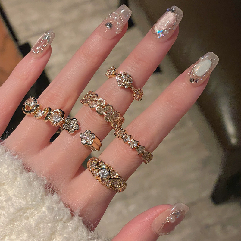 Cincin Terbuka Bunga Zirkon Vintage