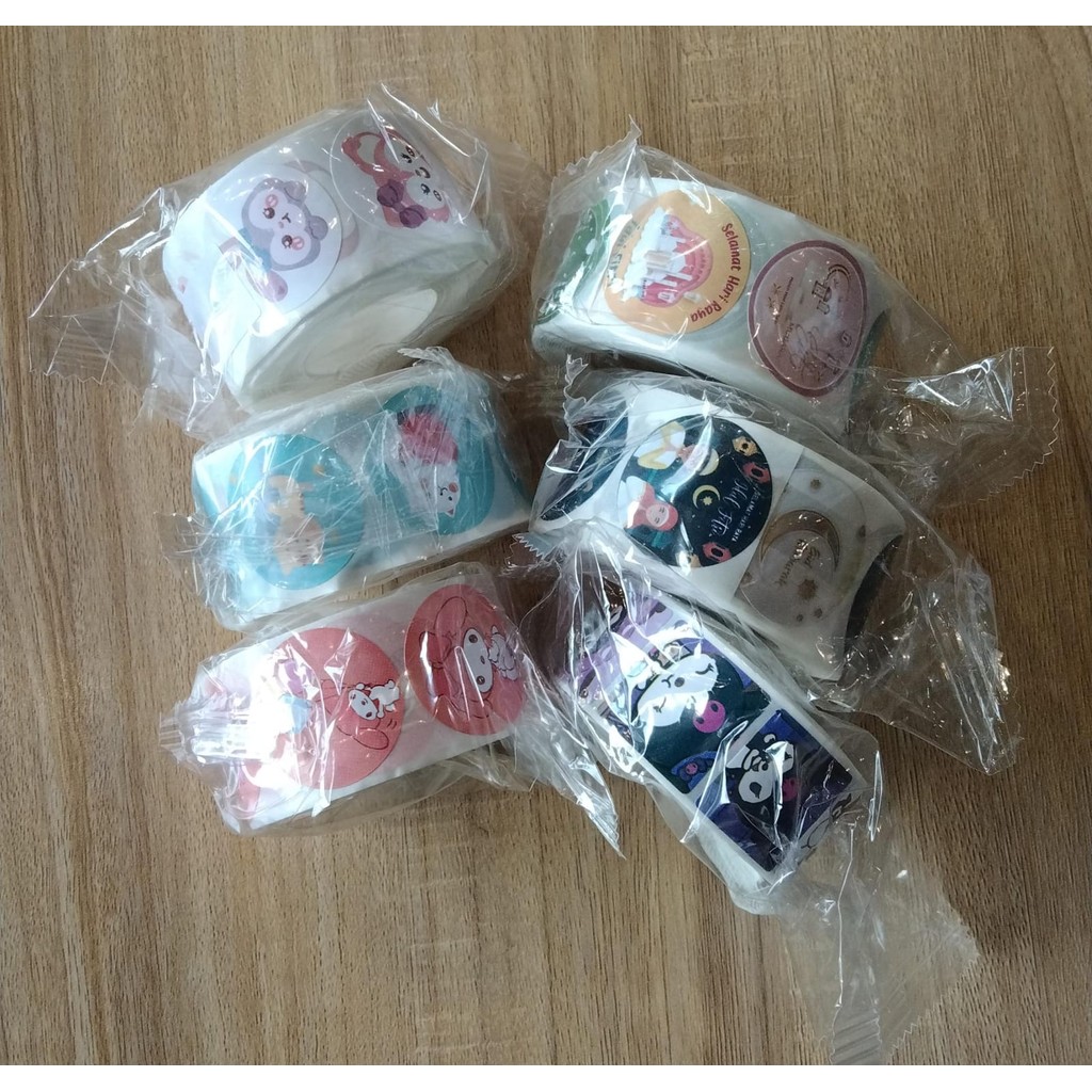 

STICKER BULAT MOTIF CAMPUR