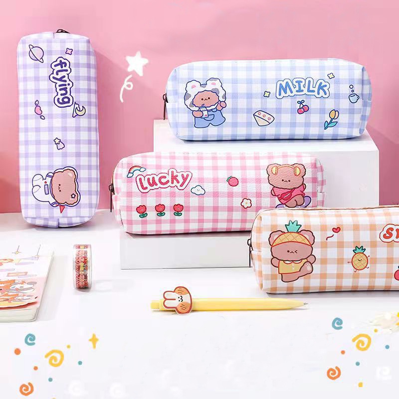 

KOTAK PENSIL MOTIF CARTOON / KOTAK PULPEN / TEMPAT PERALATAN TULIS TERMURAH PGS