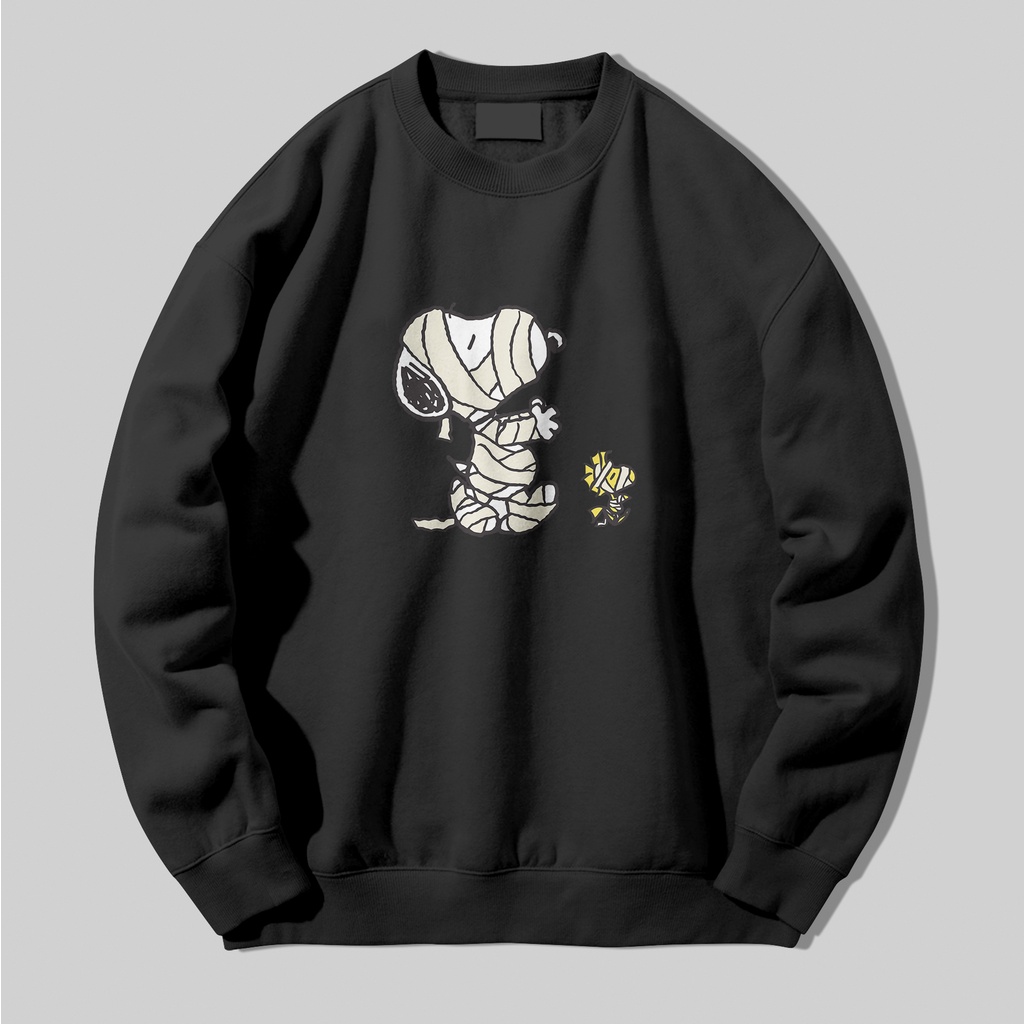 Crewneck Sweatshirt sweater Peanuts Snoopy and Woodstock unisex sweater polos pria dan wanita size M