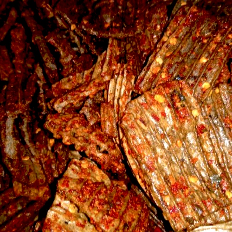 

KERUPUK JENGKOL CIKRUH PEDAS DAUN JERUK 250 gram NYEMIL SULTAN
