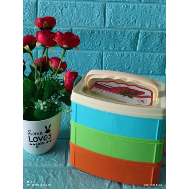 Tempat Bekal Susun 3 by Lemony/Kotak Makan Susun 3