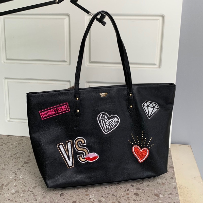 WP97YJ Tas Selempang Wanita VS Victoria Secret Tiger Import Quality Size 38 The Royal Prive