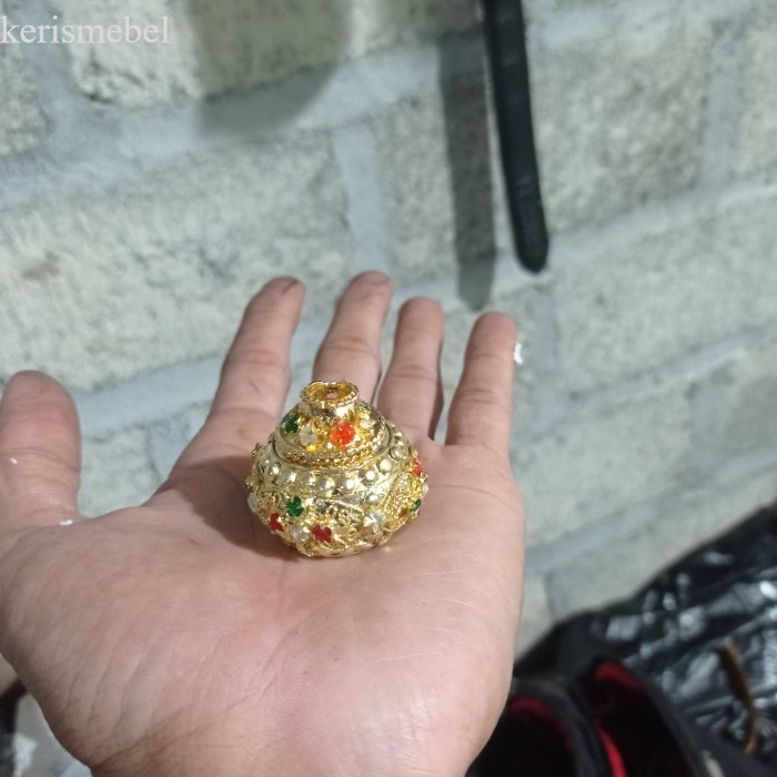 

mendak selut solo permata antik