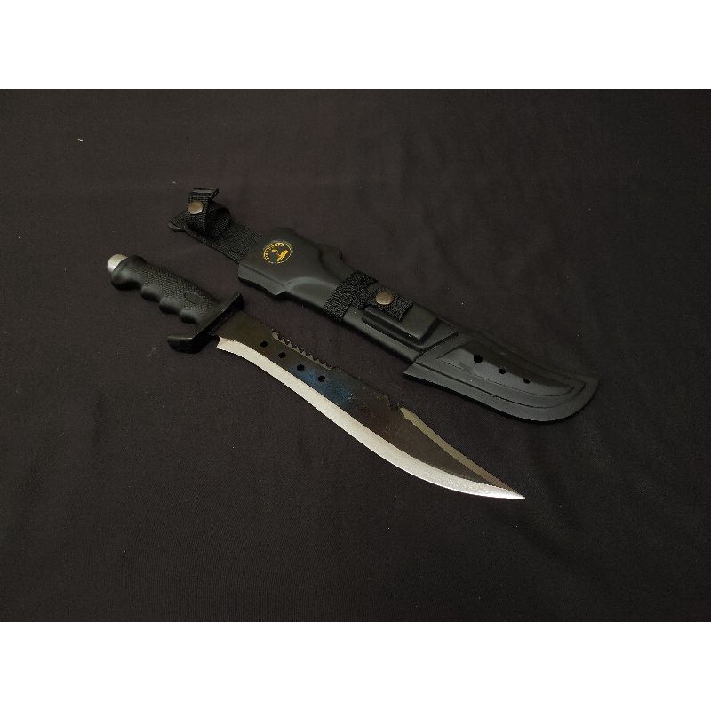 Pisau king-kobra hitam panjang