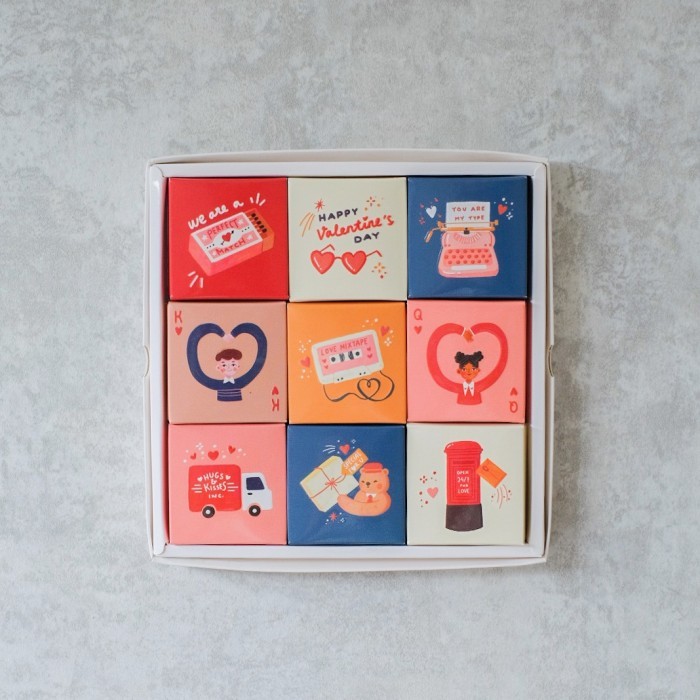 

Kado Coklat Valentine Box 9pcs - Letter Box - Paket Valentine IS
