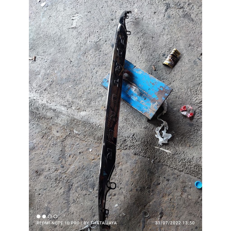 Trunklid fortuner vrz black chrome smoke