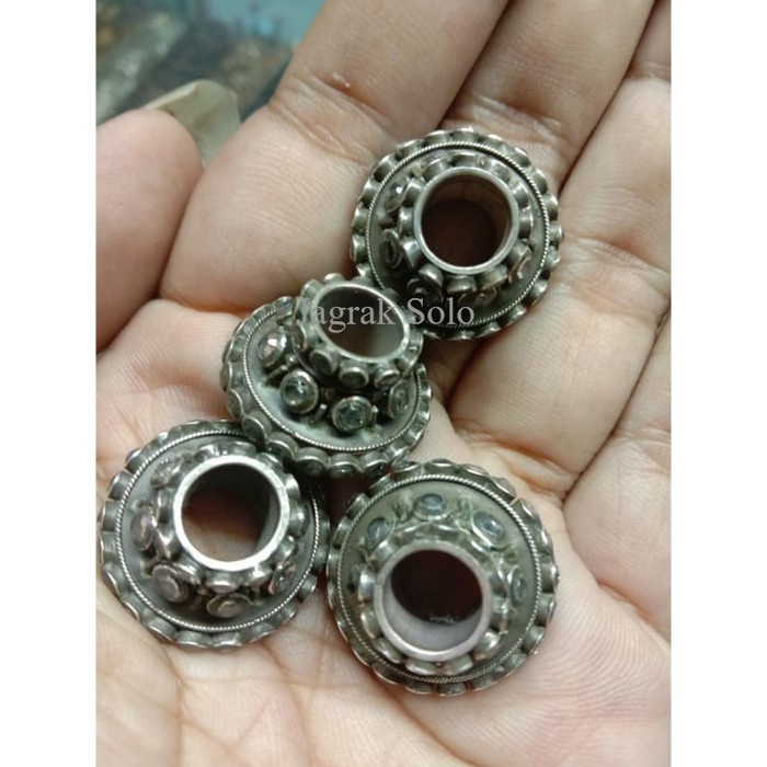 

Mendak Keris Perak Susun murah