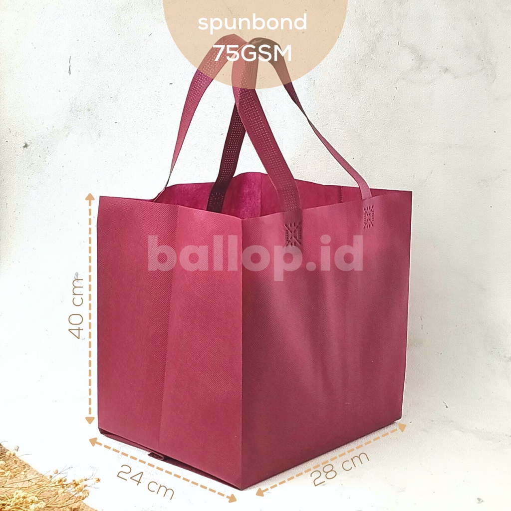 

SPUNBOND 28 24 40 CM Tas Acara Event Ultah Hampers Bingkisan Hampers Cake Roti Box Kue Bag Eco Friendly