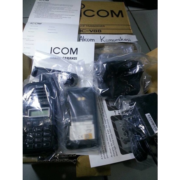 SALE HT ICOM V88/HT V 88 WATERPROOF Termurah