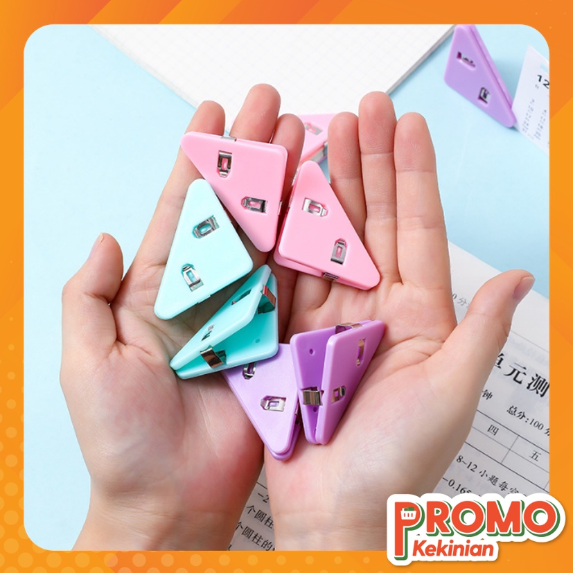 

Promo Kekinian - S6063 Klip Penjepit Buku / Klip Sudut Kertas Akrilik / Paper Clip Segitiga Warna-Warni / Penjepit Kertas Binder Plastik