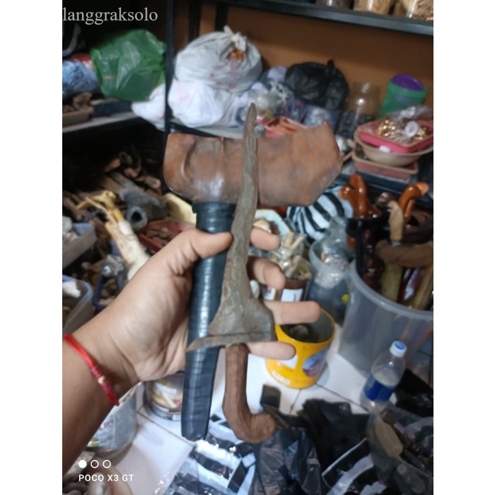 

keris jangkung pamor pedaringan kebak sepuh tangguh kediri bkn meganto antik