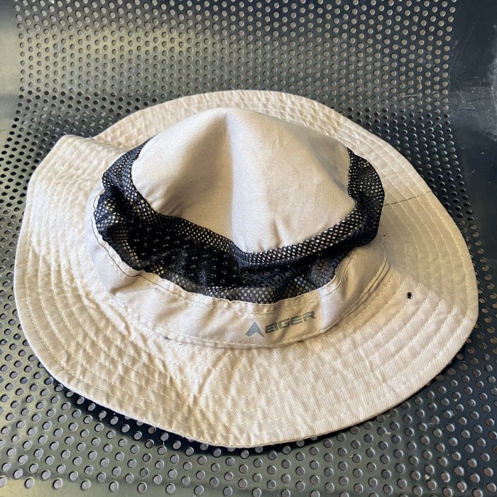 Eiger Topi Rimba Mancing