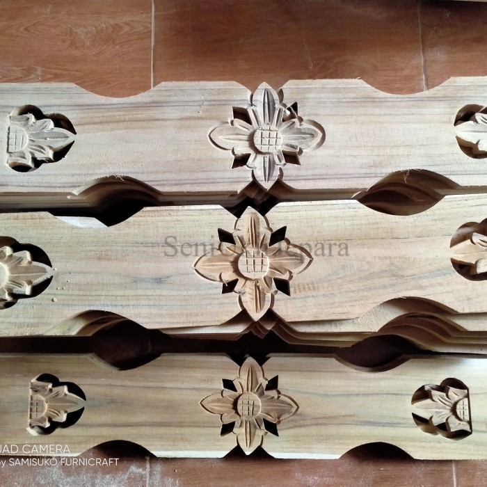 Pagar Kayu ukir SU231