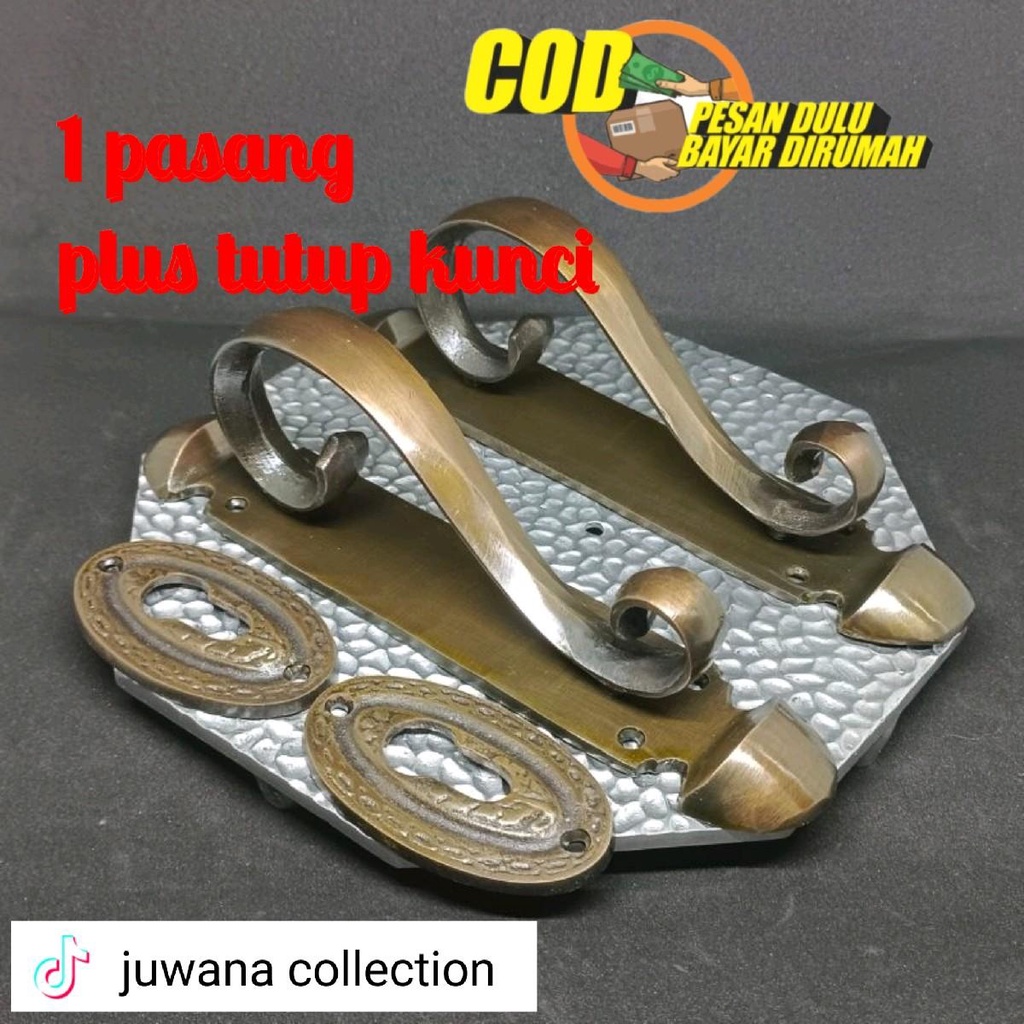 sepasang handle pintu.1 set gagang pintu