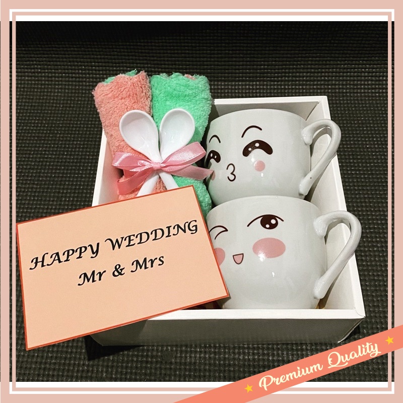 

Set Hadiah Hampers Souvenir Kreatif Keren Murah Unik Lucu / Hampers wedding