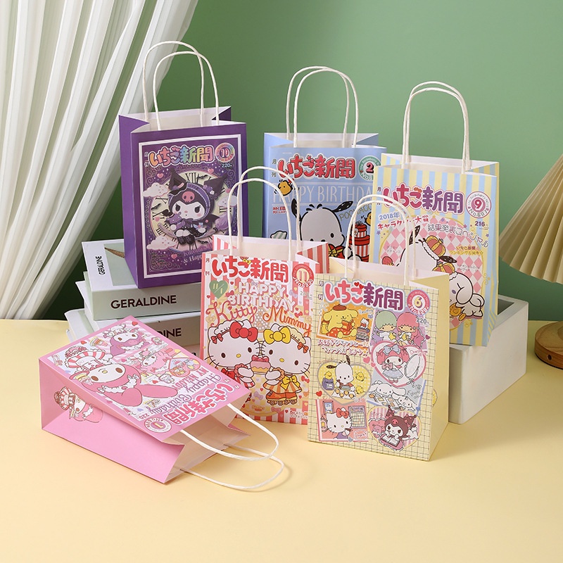

PAPER BAG GOODIE BAG TAS KADO HADIAH PESTA ULANG TAHUN MOTIF SANRIO FAMILY CINNAMOROL KUROMI POCHA HELLO KITTY
