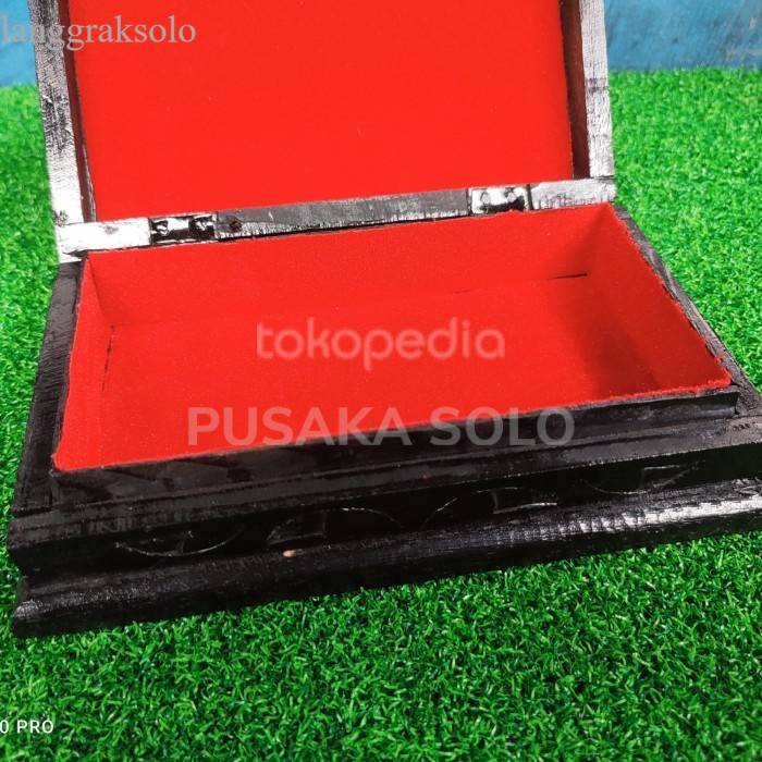 

TEMPAT PUSAKA BAGUS KAYU JATI antik