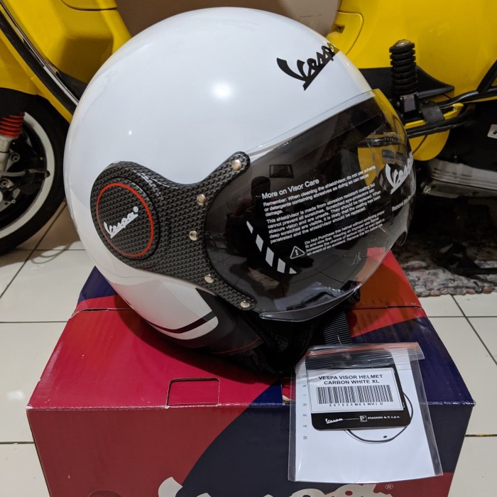 Helm Vespa Original Carbon White European style