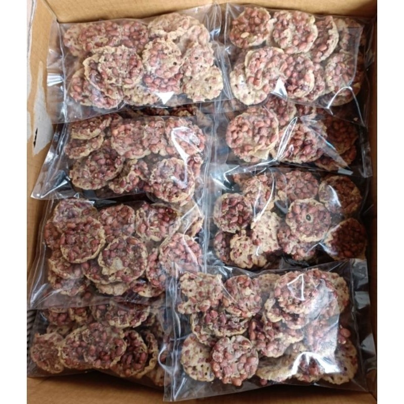 

SALE - peyek kacang 1 kg rempeyek kacang tanah peyek kacang