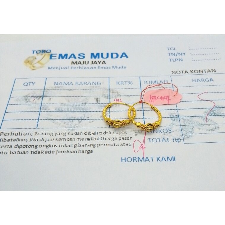 anting motif warna emas mudah berlapis kadar rendah