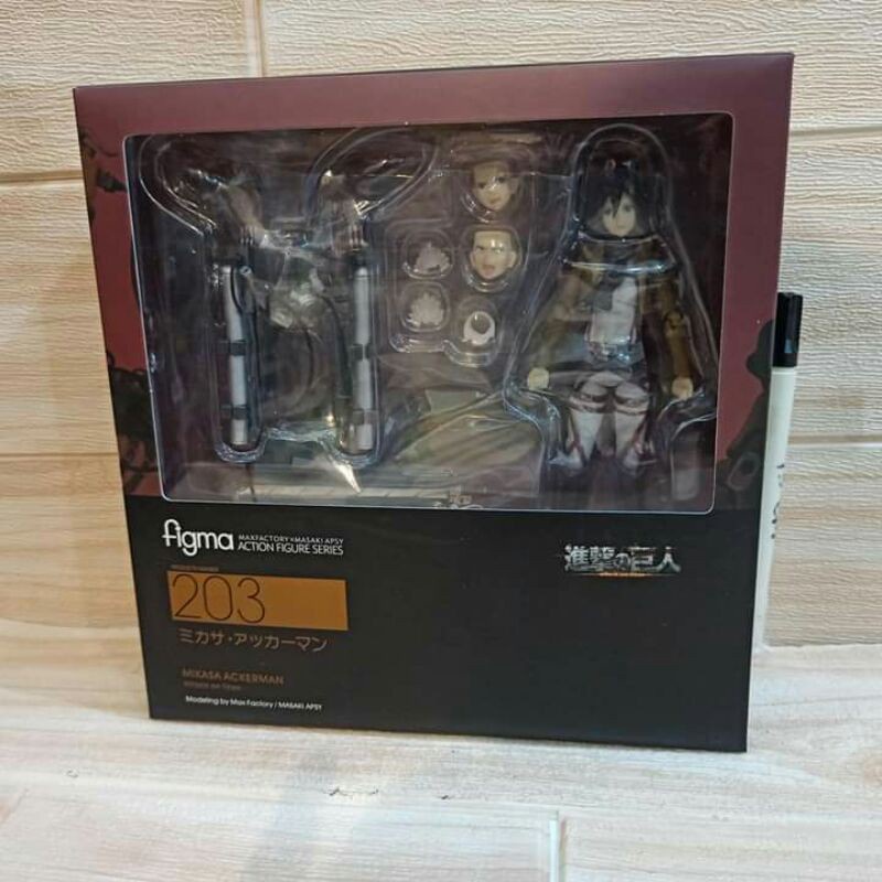 Mainan action figure Figma 203 mikasa ackerman