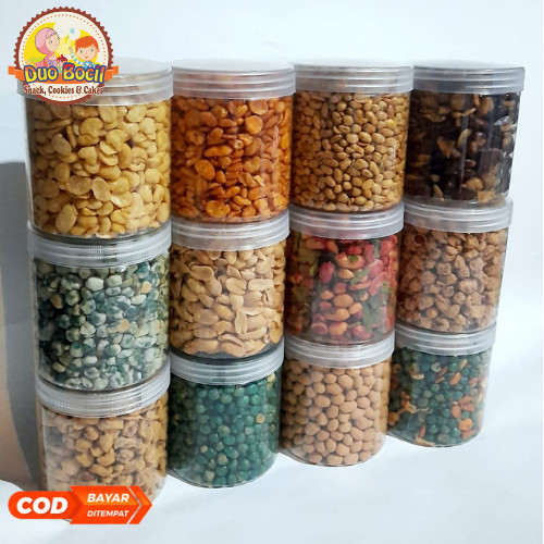 

KACANG TOPLES Cemilan Lebaran (Kacang Bawang, Koro Kulit, Koro Balado, Polong Ijo, Telur Atom, Kedelai, Mixed Nuts, Kacang Bandung, Kacang Medan, Kacang Thailand) - Duo Bocil Snack