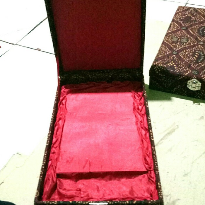 HL Box batik, Box tempat plakat, Box batik murah
