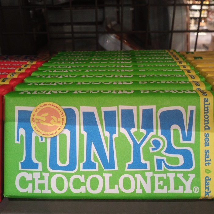 

Tony's Dark Chocolate Almond Sea Salt 180gr - Cokelat Import