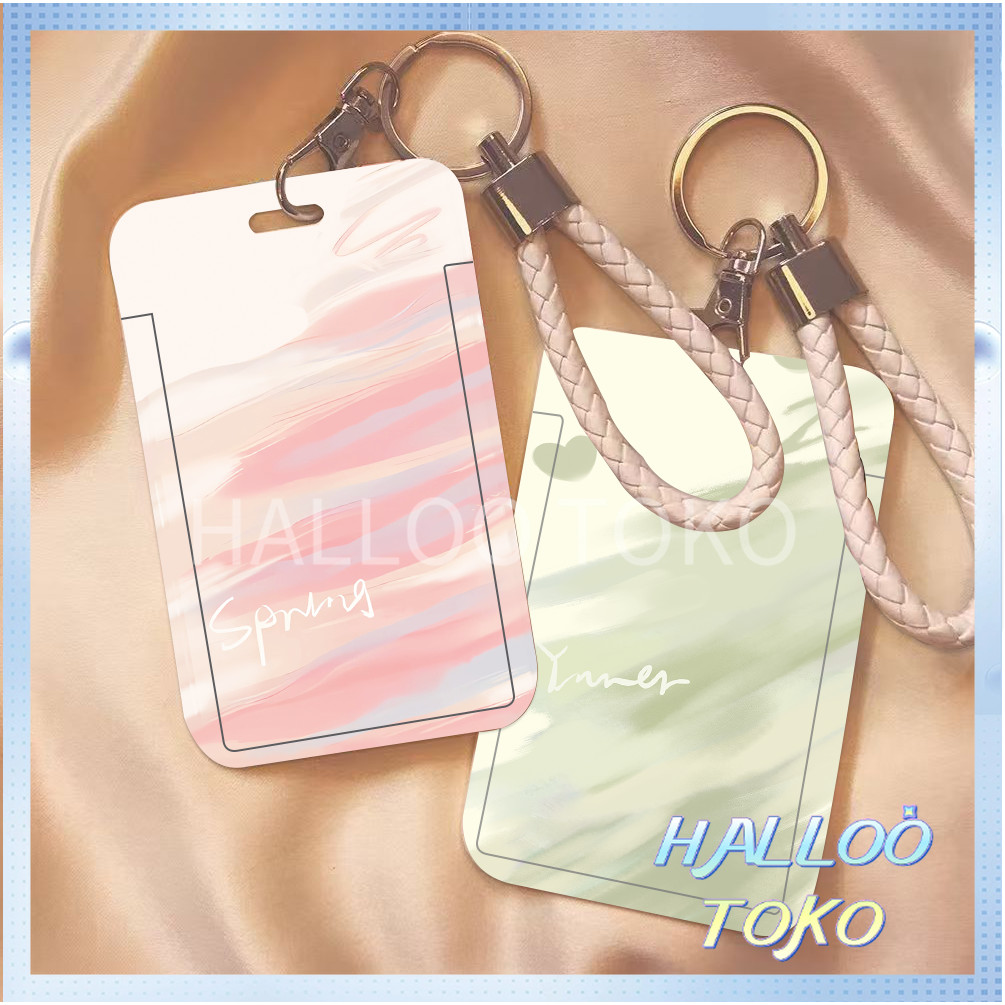 

ID CARD HOLDER MOTIF KAWAII TEMPAT KARTU PHOTOCARD PHOTO CARD Pelindung + Tali,Warna gradasi hati yang diwarnai secara blend